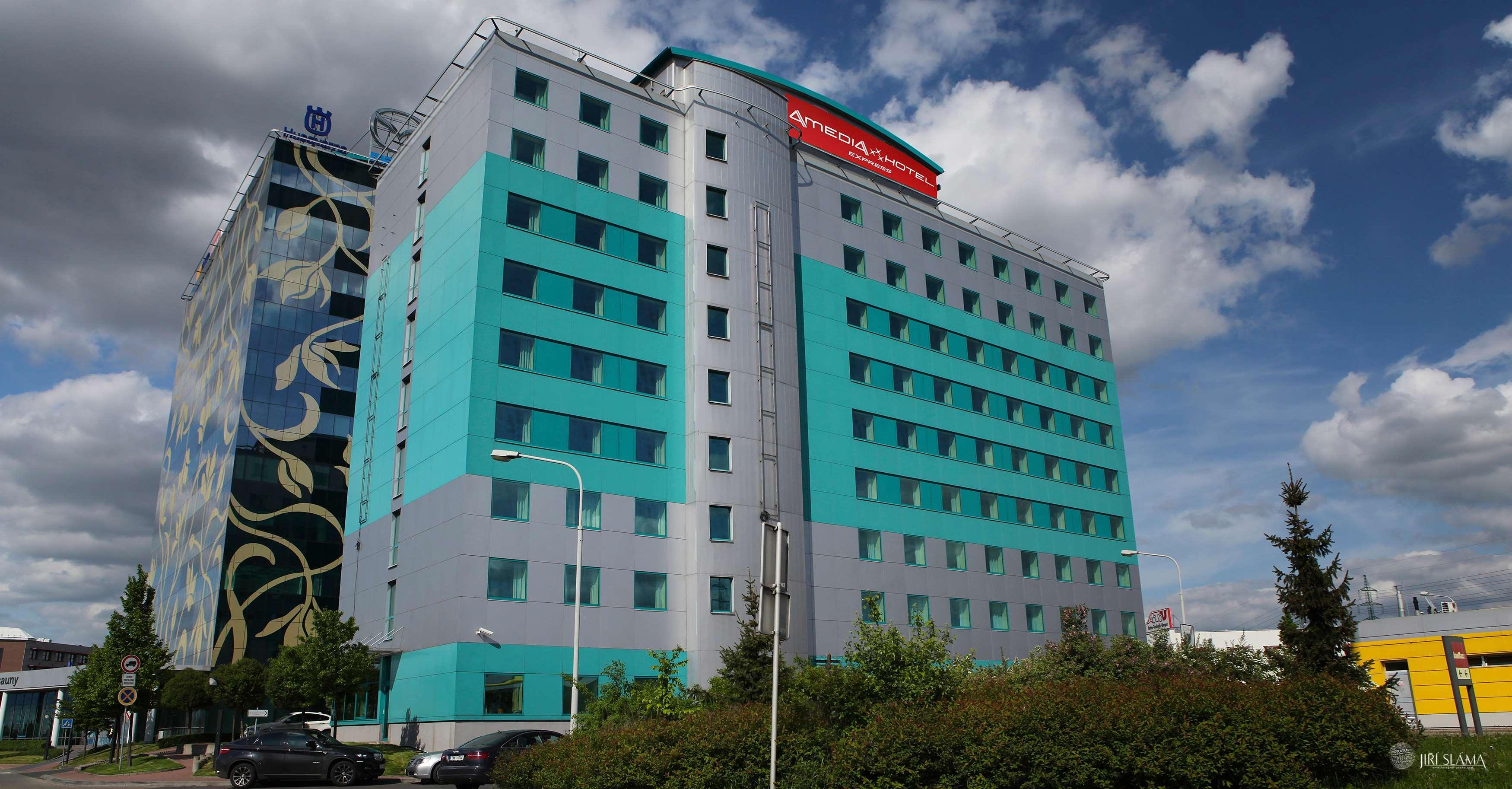 Amedia Express Prague, Trademark Collection By Wyndham Exterior photo
